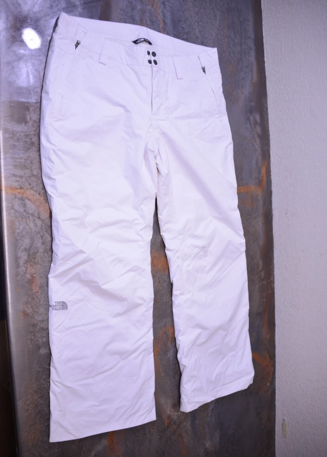 NorthFace HyVent Women's XL White Snow Pants
Opens in a new window or tab