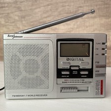 Borg Johnson World Receiver Pocket Radio FM/MW/SW1-7 Model EC-9702A Tested Works