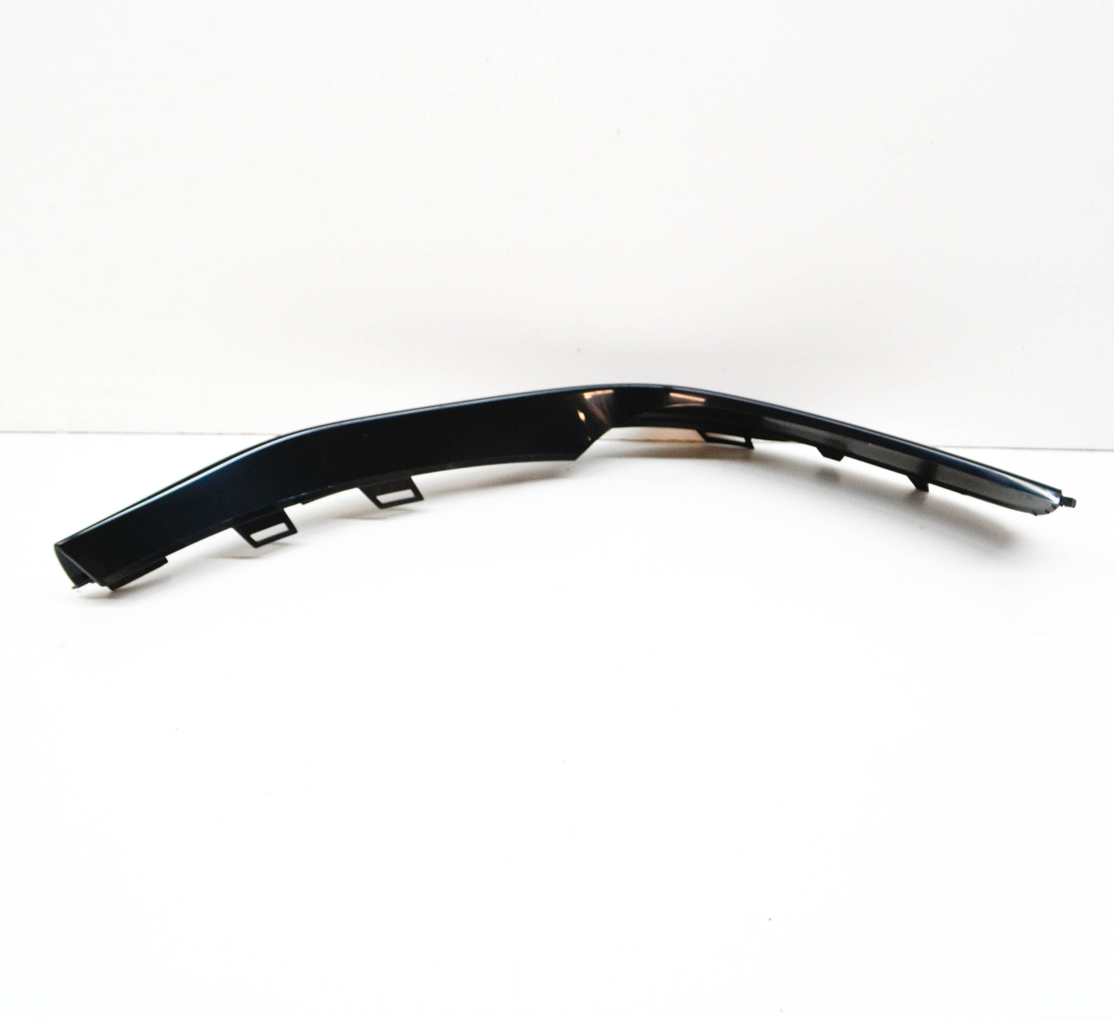 MERCEDES-BENZ GLA H247 Front Left Bumper Molding A2478852706 NEW 
