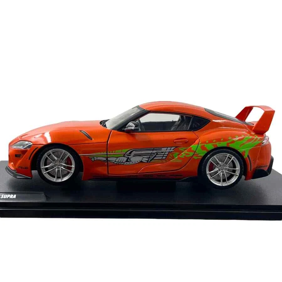 Modellino Auto Solido 1/18 Toyota GR Supra Tribute Orange 2024 - Immagine 3 di 4