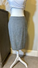 Ann Taylor NWT Gray Knee Length Pencil Skirt Size 4
