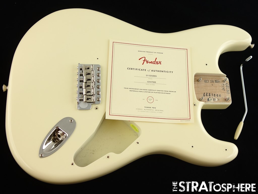 Fender AV II American Vintage Stratocaster BODY &HARDWARE