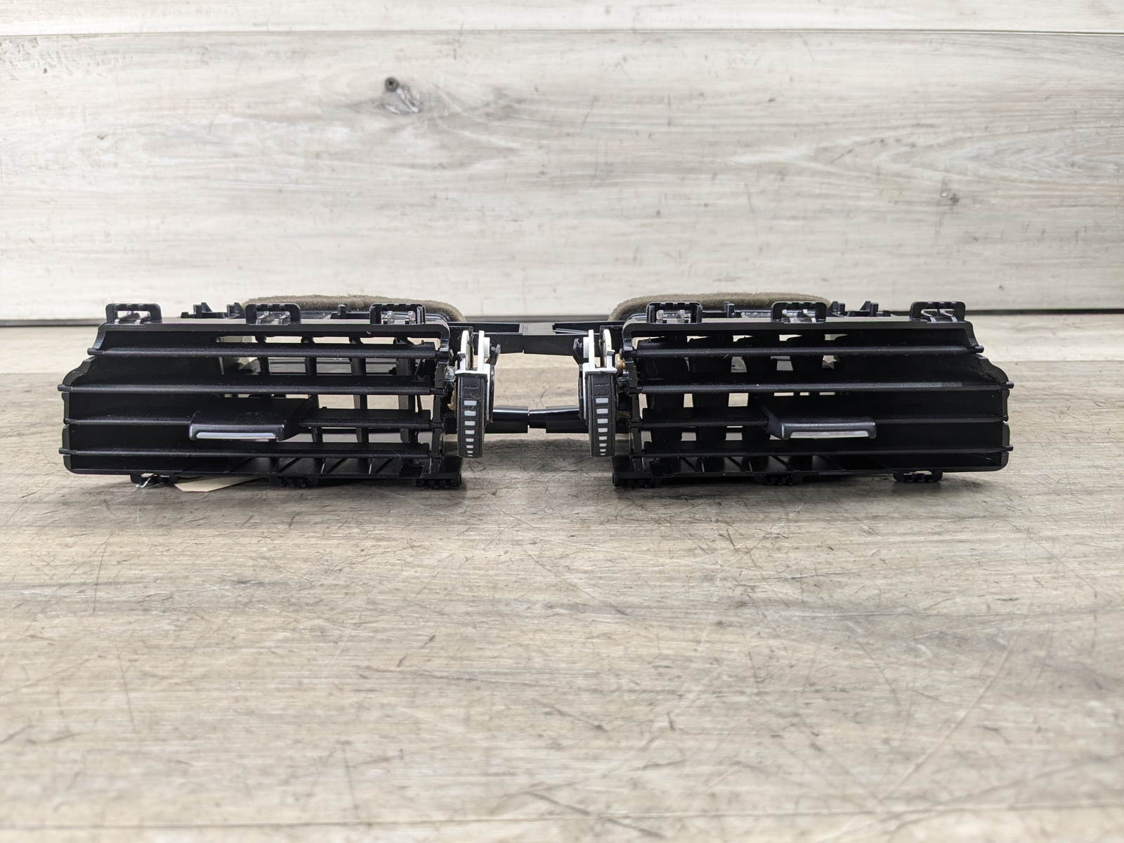 16-23 OEM BMW F39 F48 X1 X2 Center Middle Side Air AC Vent Dash Grille