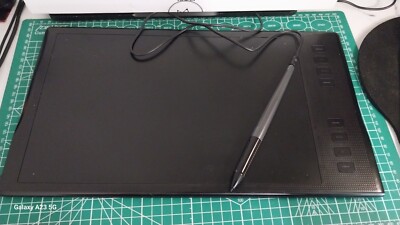Huion Inspiroy Q11K Wireless Graphic Drawing Tablet (Used)