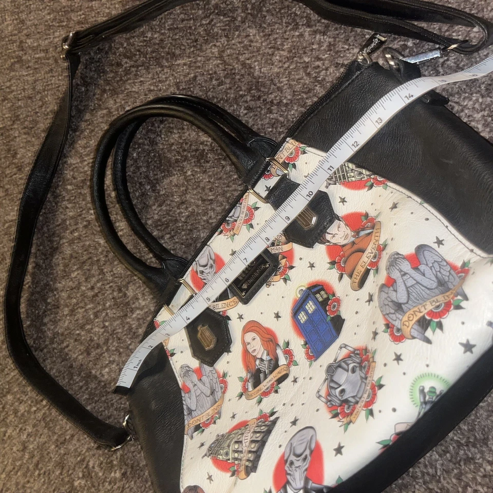 Raro Cartera Loungefly Doctor Who Cuero Negro Excelente Estado Foto 4 de 4