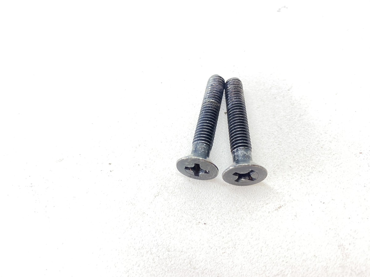 17 KAWASAKI NINJA ZX6RR IGNITION SEAT LOCK BOLT SET 17 KAWASAKI NINJA ZX6RR IGNITION SEAT LOCK BOLT SET