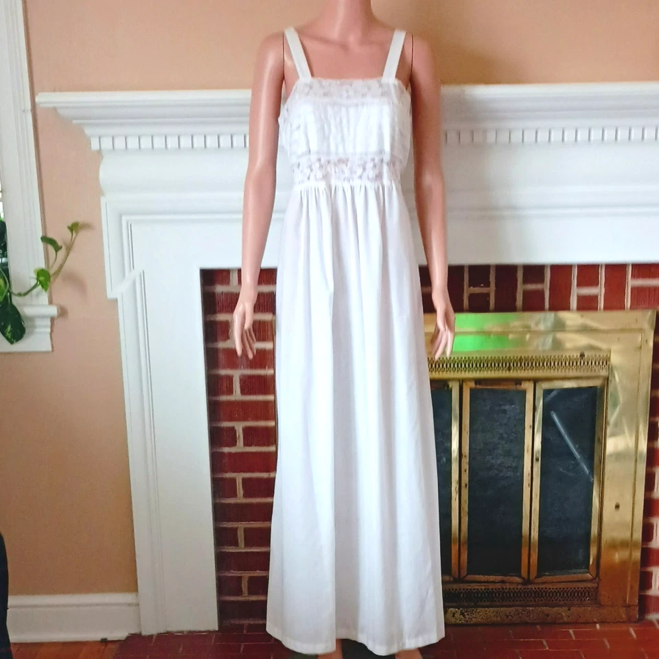 Maxi Camisón Lily of France Vintage S Blanco Encaje y Plisado Sin Mangas Foto 2 de 4