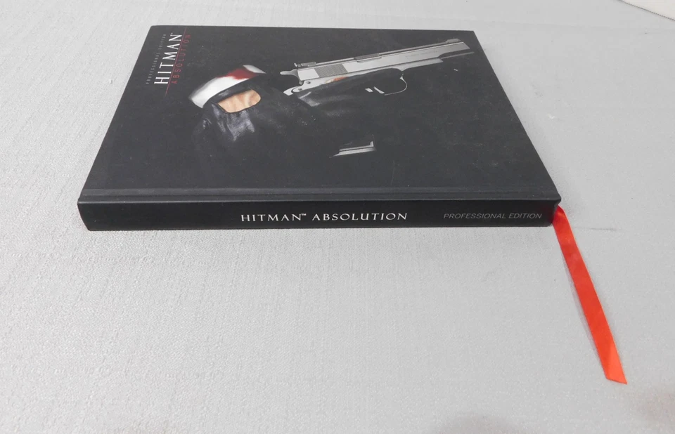 Hitman Absolution Professional Edition Official Game Guide - Image 2 of 2