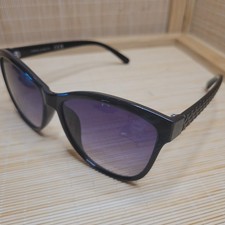 Vince Camuto VC1063 OX Cat Eye Sunglasses