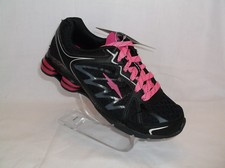 AVIA FLURRY LEATHER AND MESH NON MARKING WOMEN'S RUNNING SHOE NEW IN BOX