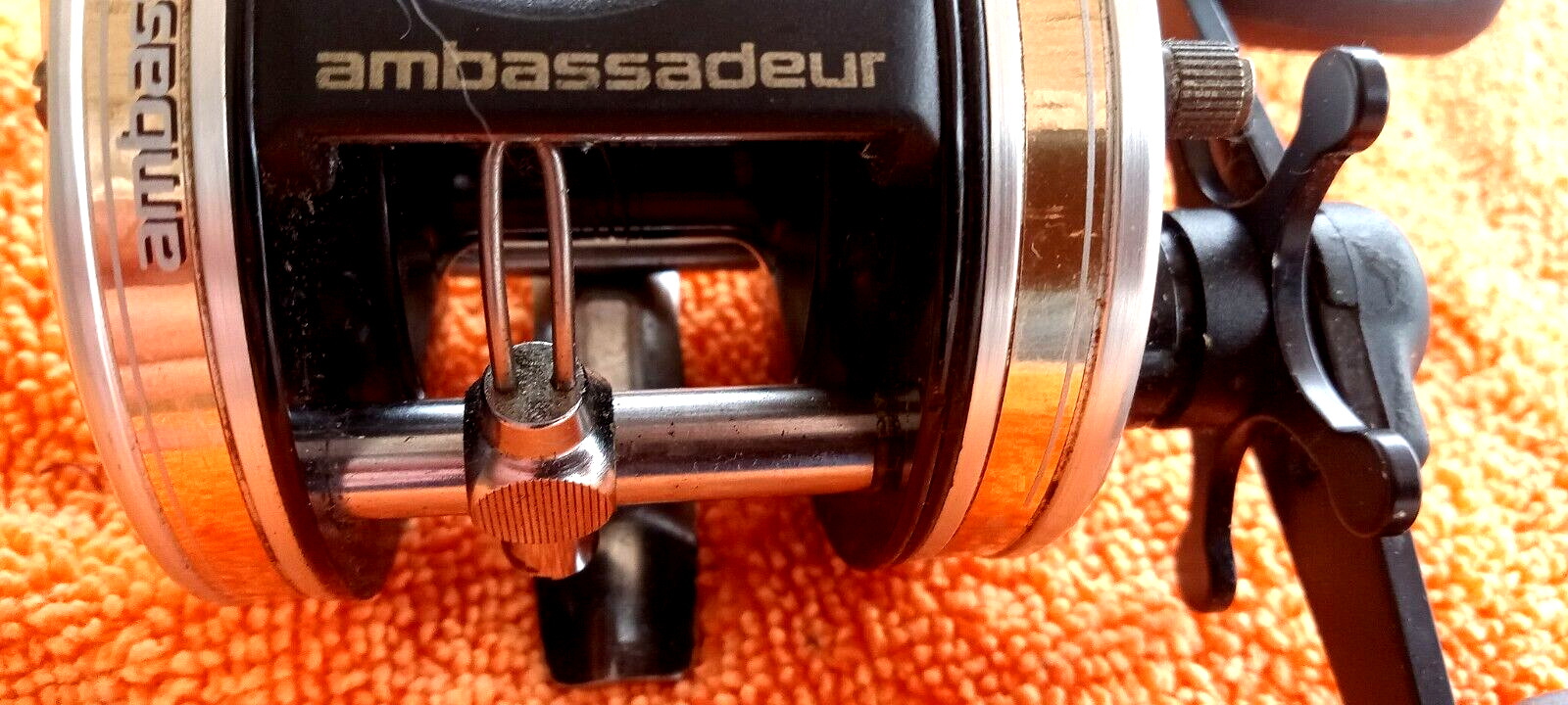Abu Garcia Ambassadeur 5501 CL3 Left Hand Bait Casting Reel EXCELLENT Pre Owned