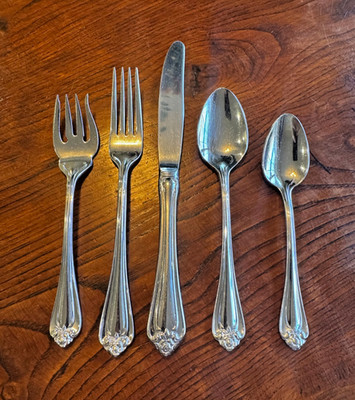 Reed and Barton Roseland Stainless 18/8 Flatware Forks Spoons Knives YOU PICK