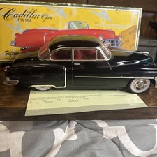 CADILLAC SEDAN TYPE 1950 FRICTION MOTOR DRIVEN MADE IN JAPAN Black