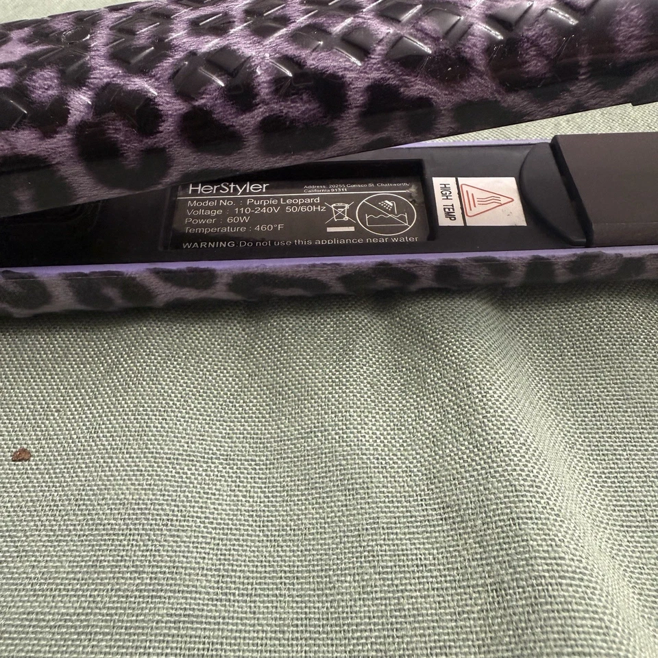 Herstyler Colorful Season 7 陶瓷扁铁直发器紫色豹纹 — 第 2/3 张图片