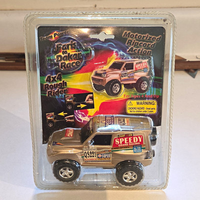 Team Power Paris to Dakar Race 4x4 Rough Rider Motorized Gold Truck Toy