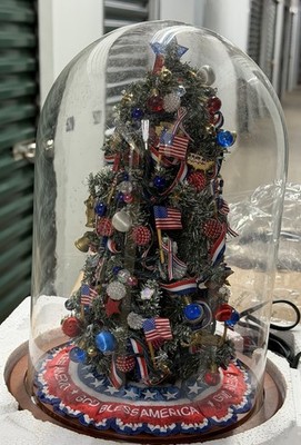 Danbury Mint Patriotic Christmas Artificial Decorated Tree Topiary Multicolor