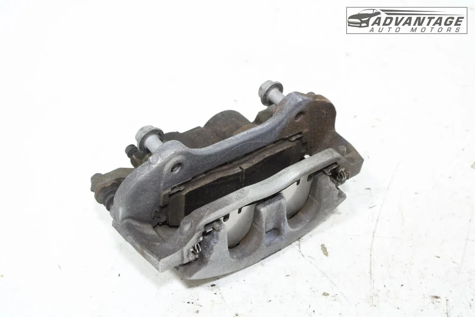 Chrysler Pacifica 2017-2020 tracción delantera izquierda lado del conductor pinza de freno de disco OEM Foto 4 de 4