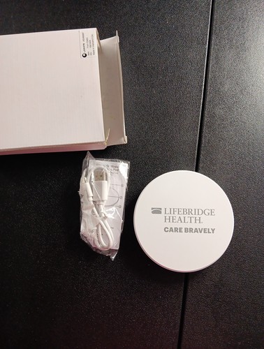 Wireless Charging Pad  5W Charging Pad Umbra Qi Wireless Charging Pad - Picture 1 of 9