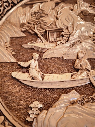 Ivory like Carved Plate 9.5” Diameter in Resin with Plate Display Holder - Picture 3 of 11
