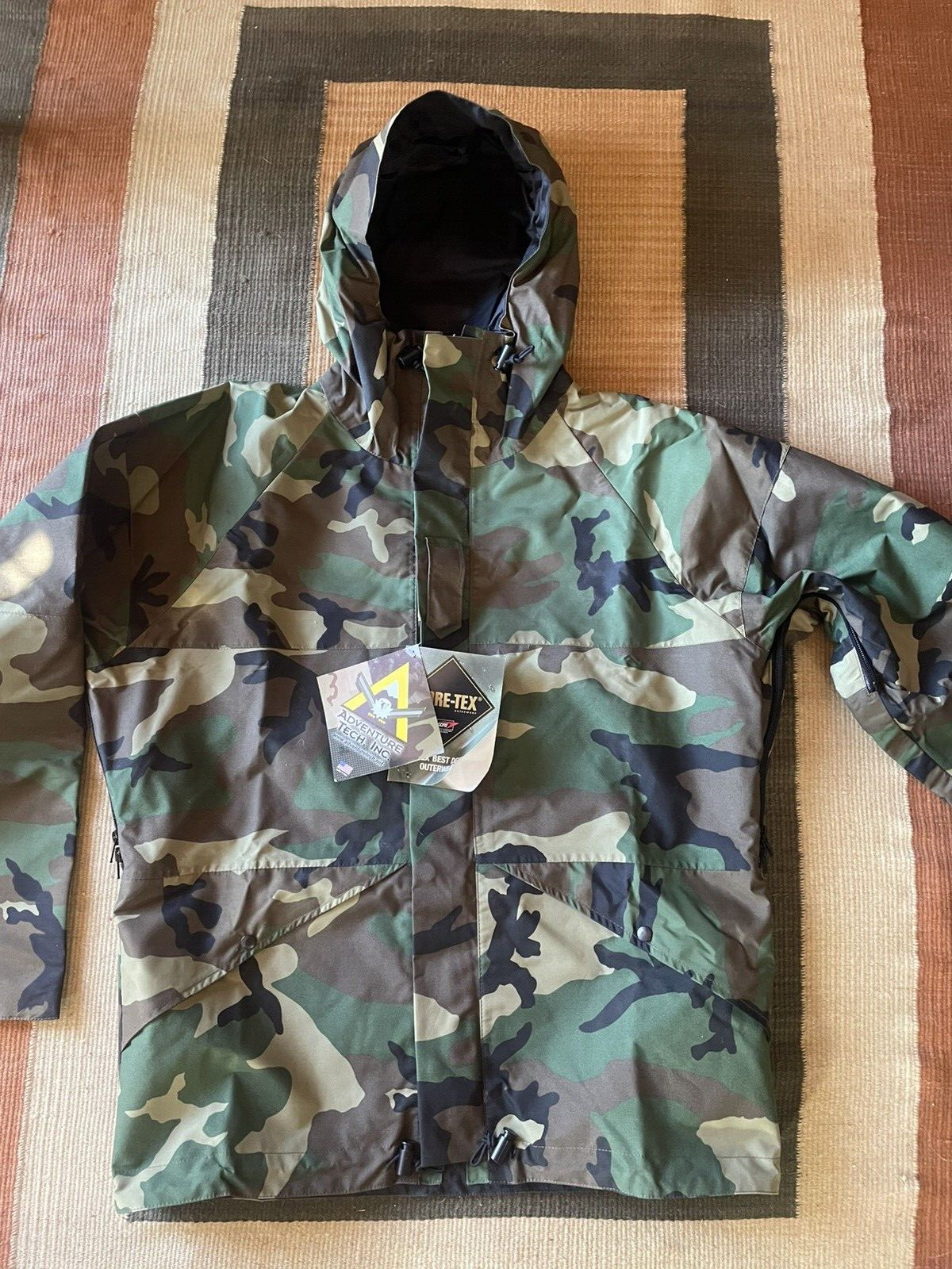 ADVENTURE TECH SOF PARKA LARGE NEW GORE-TEX WOODLAND ECWCS