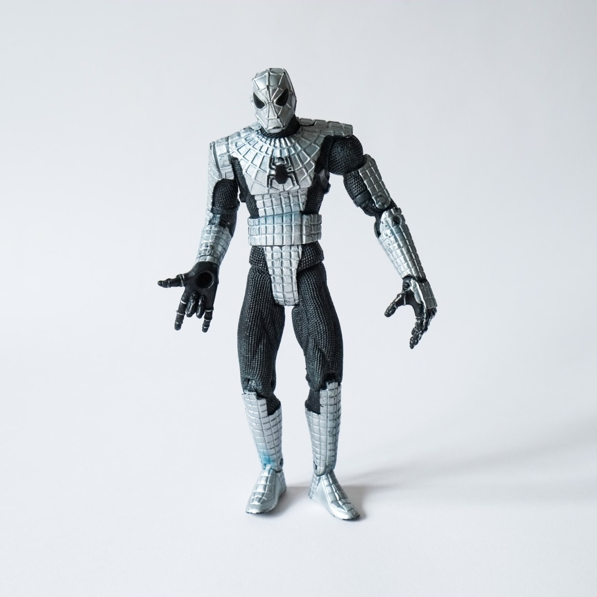 SILVER SPIDER-MAN Toy Action Figure Armoured 6