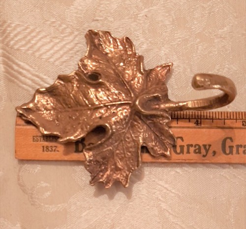 Gold OAK LEAF Decorative Wall Hook * Andrea by Sadek - Picture 4 of 5