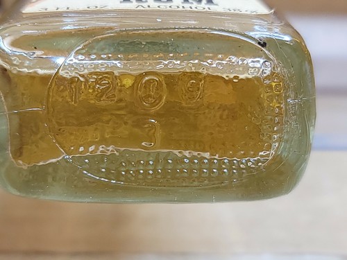 Vintage Rawleigh Imitation Flavoring Butter Rum 3 FL OZ Glass Bottle Excellent - Picture 9 of 9