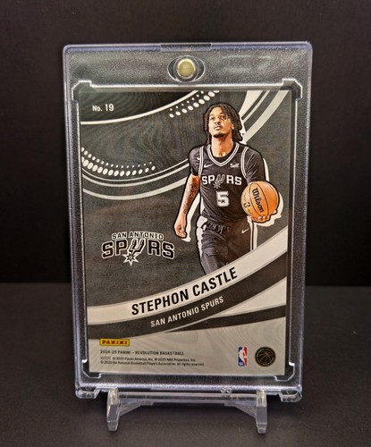 2024-25 Panini Revolution - Vortex Stephon Castle #19 (RC) Spurs Rookie - Imagen 2 de 7