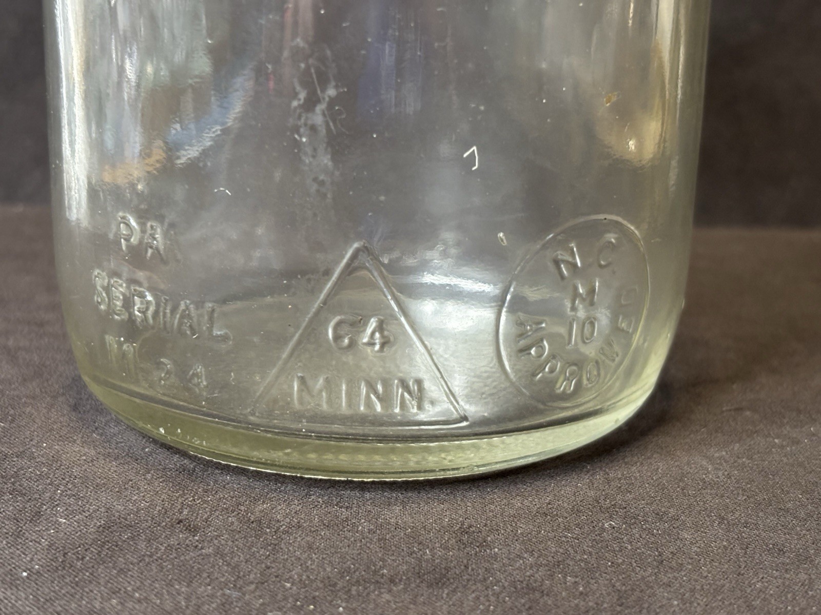 VTG The Master Mfg. Co. Motor Oil Spout & One Quart Glass Oil Bottle