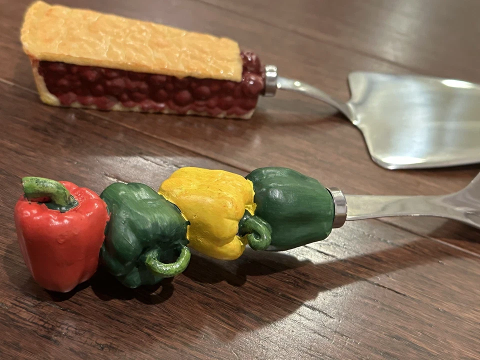 Food Theme Serving Utensils Set + Burger & Pineapple Salt Pepper Shakers - Image 4 of 4