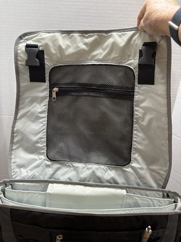 Titleist Bag Computer Messenger Bag Titleist Golf Bag Carry On w/ Shoulder Strap - Picture 7 of 10