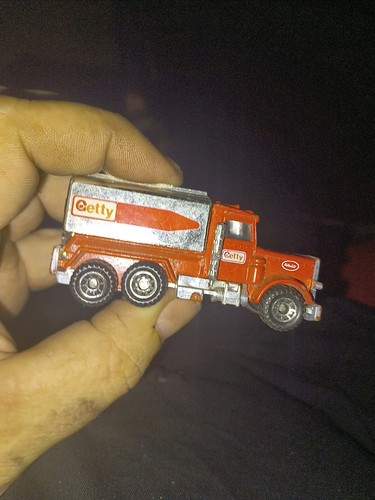 1981 Matchbox PETERBILT Getty Tanker ~ 1:80 Scale Macau.used - Picture 3 of 5