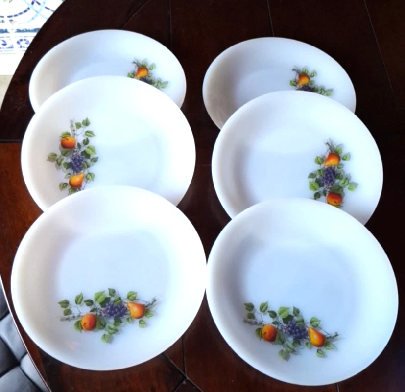 Lot de 6 assiettes creuses vintage en arcopal