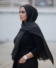  96 Verona Women's Black Reversible Lightweight Fringe Hijab Wrap Scarf One Size