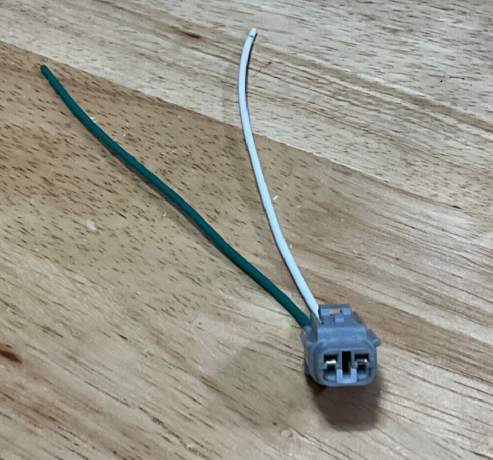 Brake Fluid Level Sensor Connector Plug For 2009-2015 Lexus GS350 — 第 2/3 张图片