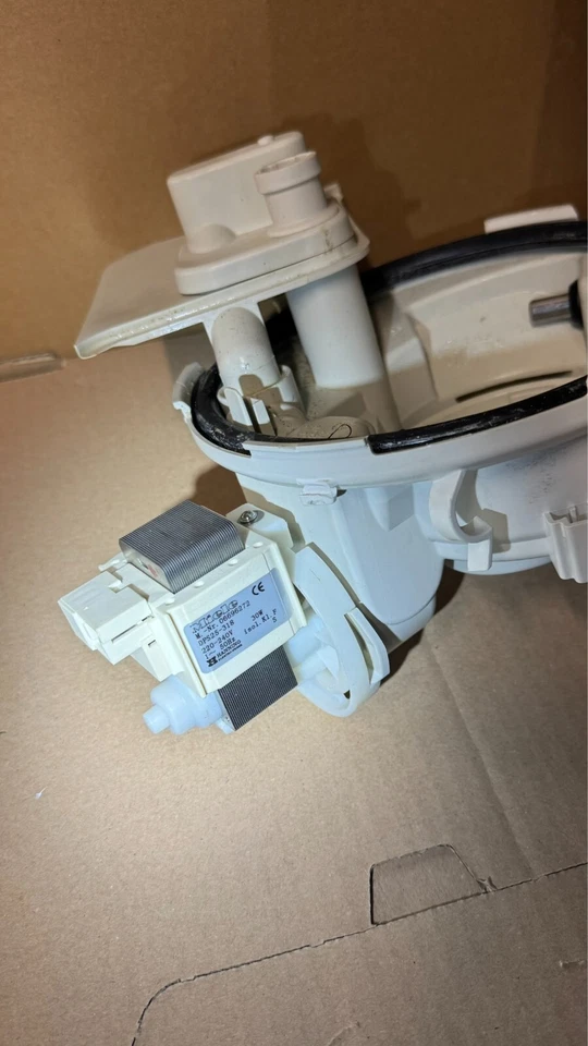 Miele Geschirrspüler Ablaufpumpe Hanning DPS25-318 Komplett Set