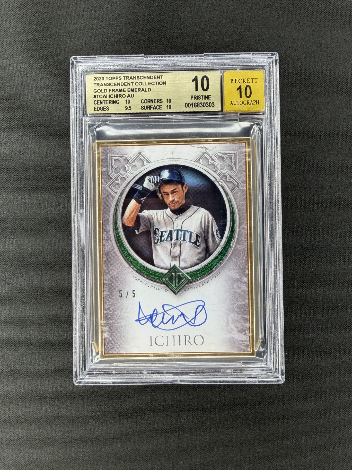 A Rich Trove of Ichiro Cards Exists In Japanese Sets