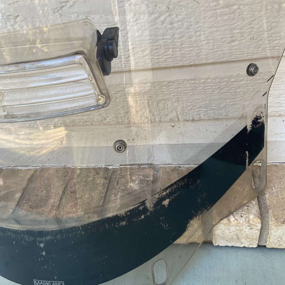 Markland Honda Gold Wing GL1500 Windshield Wind Screen Vent and Lever Smoke Used - Image 4 of 4