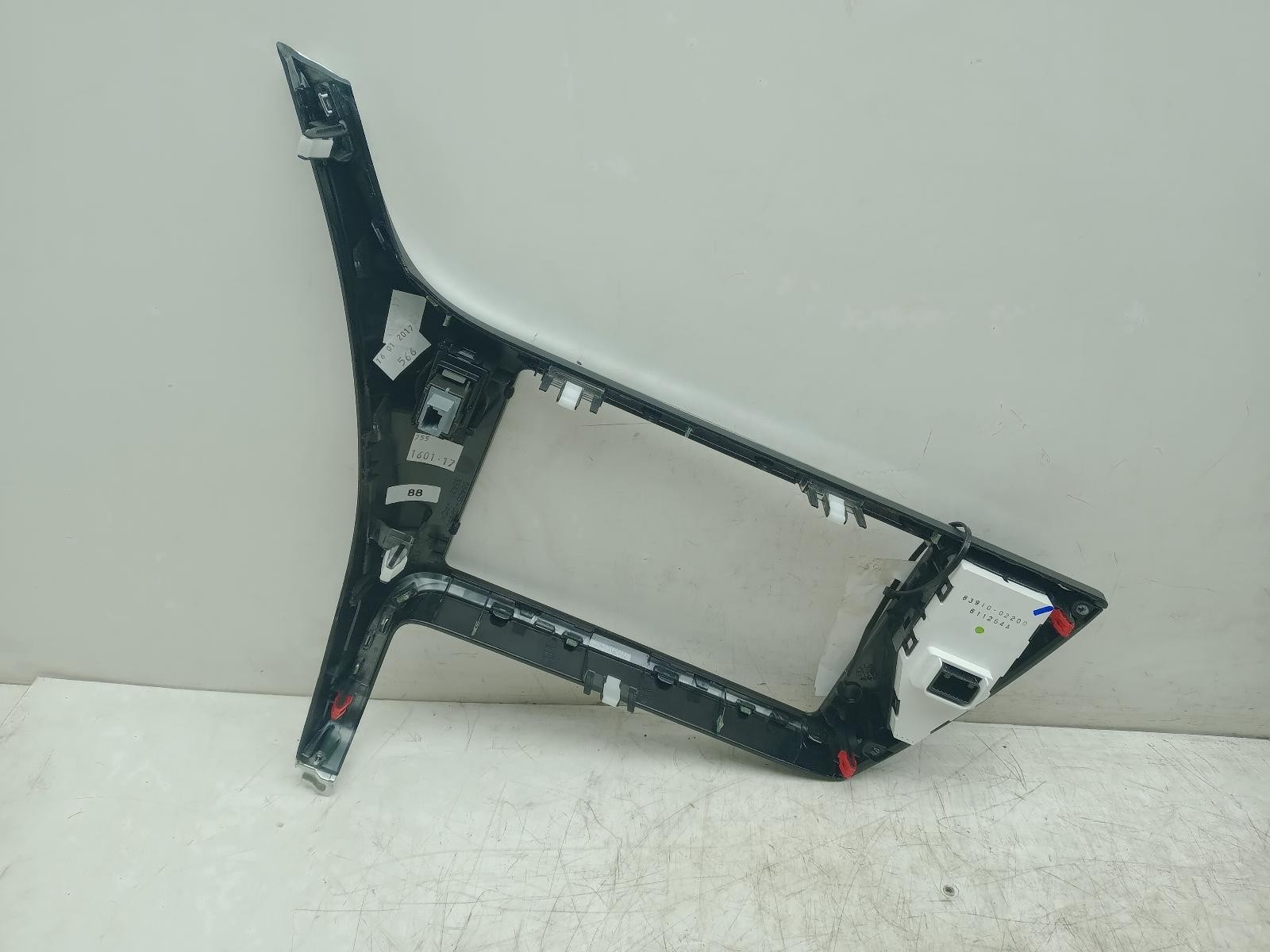 TOYOTA AURIS DASHBOAR TRIM DISPLAY PANEL HAZARD SWITCH MK2 2015-2019 5540502880