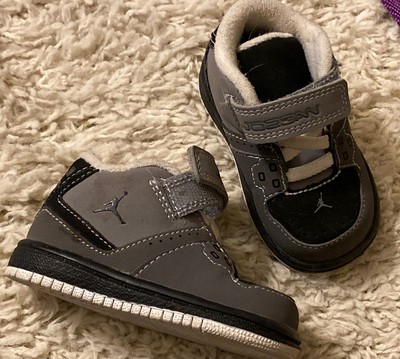 baby jordan shoes size 3c