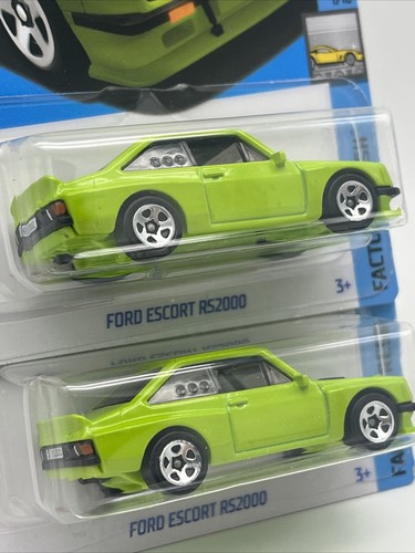 2024 Hot Wheels Ford Escort RS2000 Green #23 Mainline Case A - Lot Of 2 - 1:64 - Picture 3 of 5