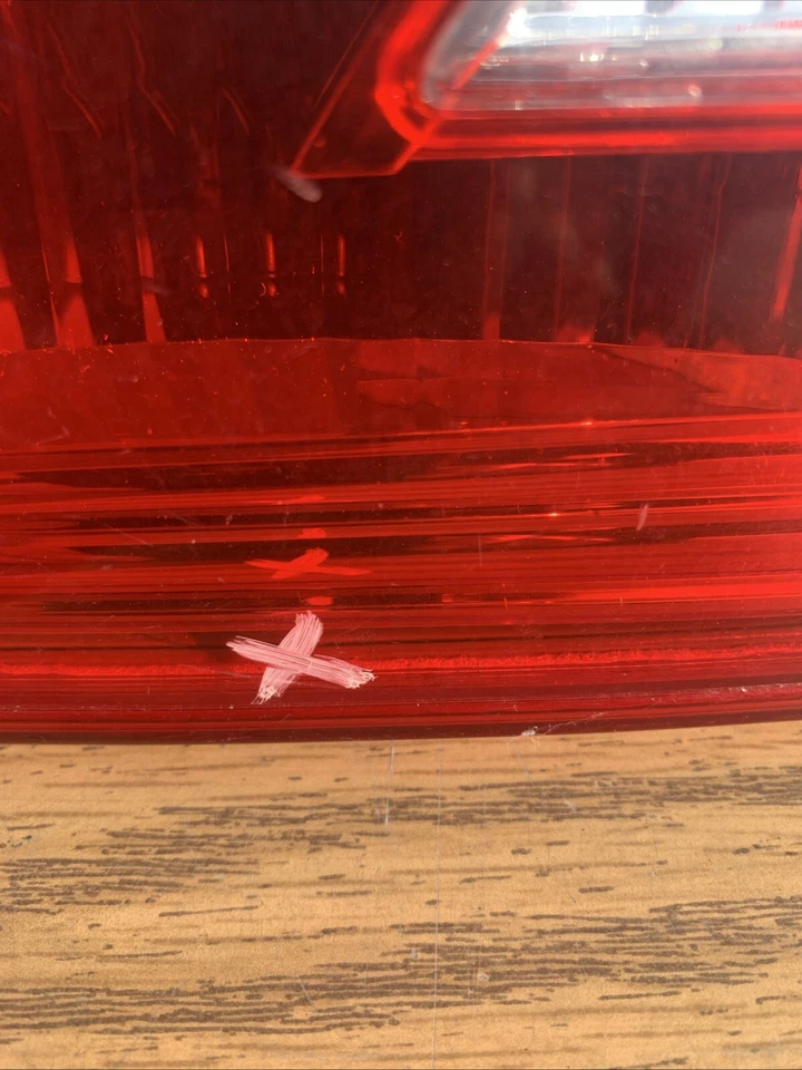 Nissan Sentra 2015-2019 LÁMPARA TRASERA INTERIOR DERECHA LENTE OEM Foto 4 de 4