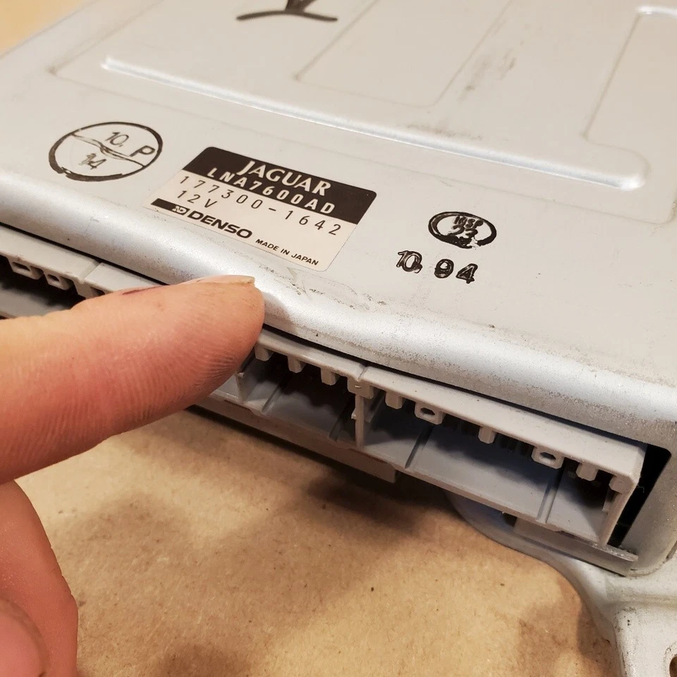 TEMPERATURE CONTROL MODULE UNIT OEM LNA7600AD JAGUAR XJ6 XJ12 XJR 95-97 - Image 3 of 4