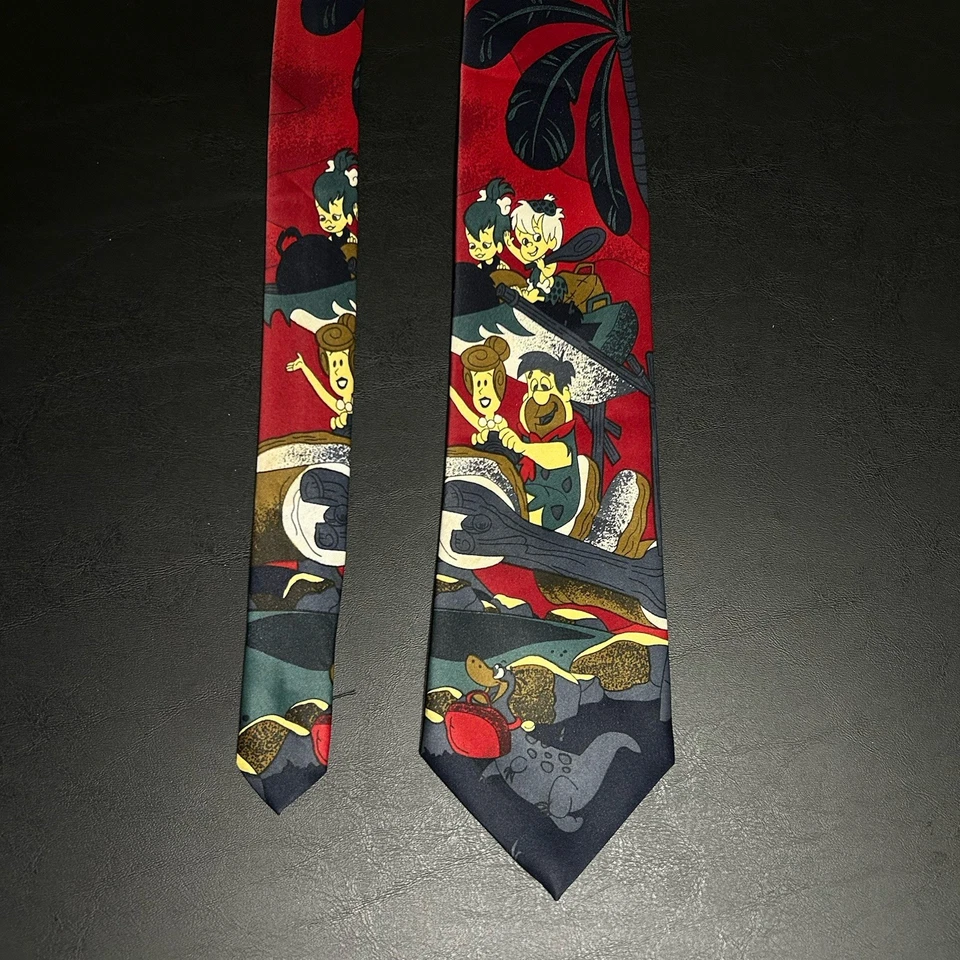 Corbata roja vintage de seda Myung Ju de los 90 para hombre The Flintstones Mercedes Foto 4 de 4