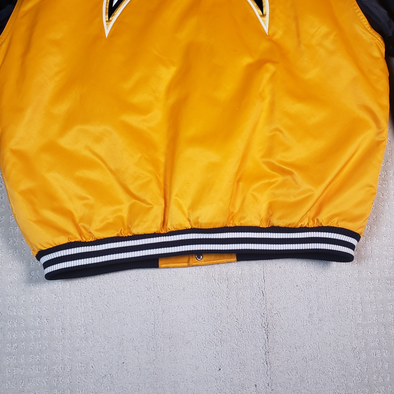 Vintage San Diego Chargers Jacket Mens Large Reebok Satin Letterman NFL Football thumbnail 21