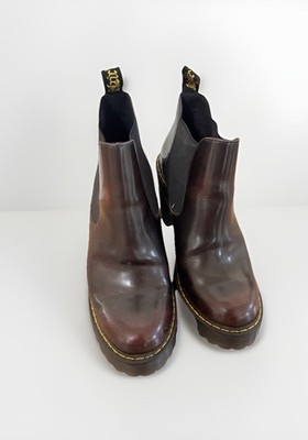 Doc Martens Hurston Women's Leather Heeled Chelsea Cherry Ankle Booties Shoes 7
