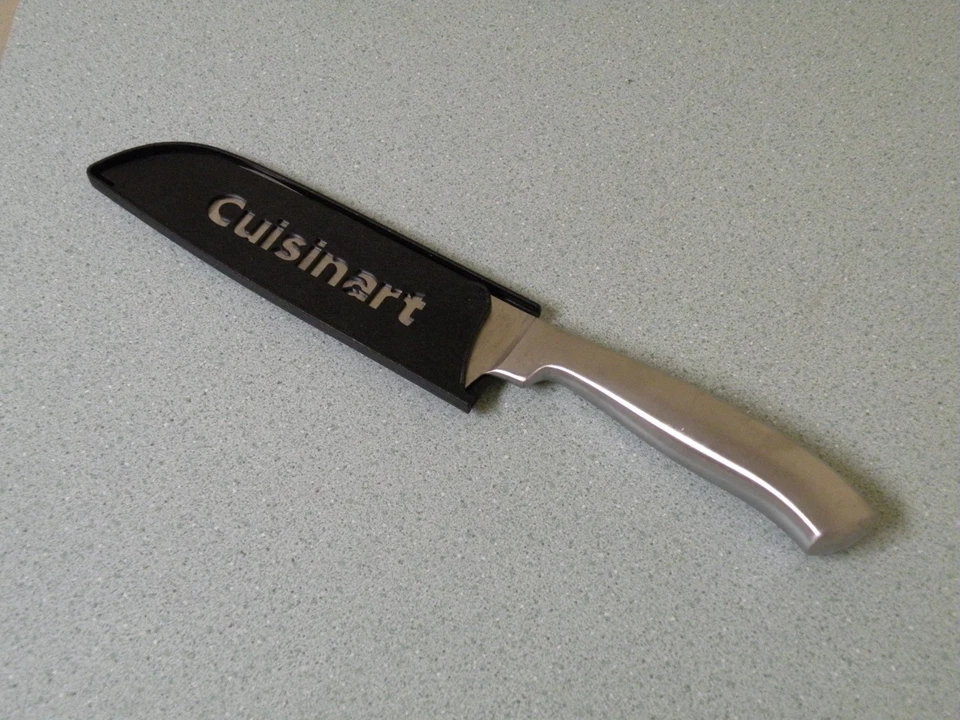 Cuchillo Cuisinart - 7" Santoku - C77SS-7SAN2 con protector de hoja Foto 2 de 3