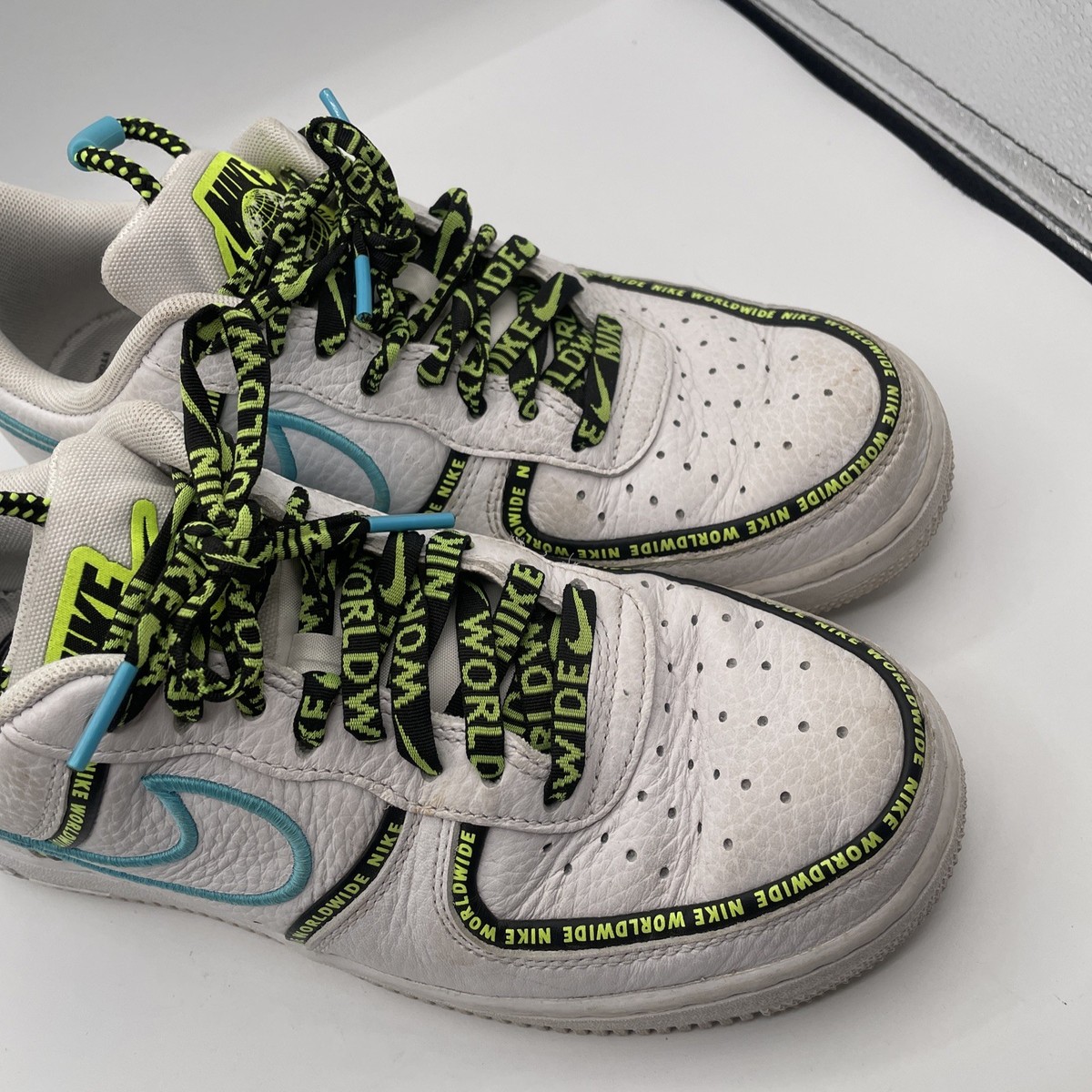 Nike Air Force 1 World Wide Pack White/Green/Blue Size 8  display picture 3