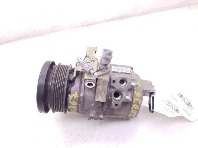 01-07 MONTAJE COMPRESOR AC TOYOTA SEQUOIA SR5 8CYL 4.7L Foto 2 de 4