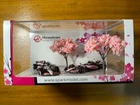 Spark 1/64 Haas F1 Team Sakura Set HEC Beijing 2 Cars + 2 Trees LTD 500 NOC